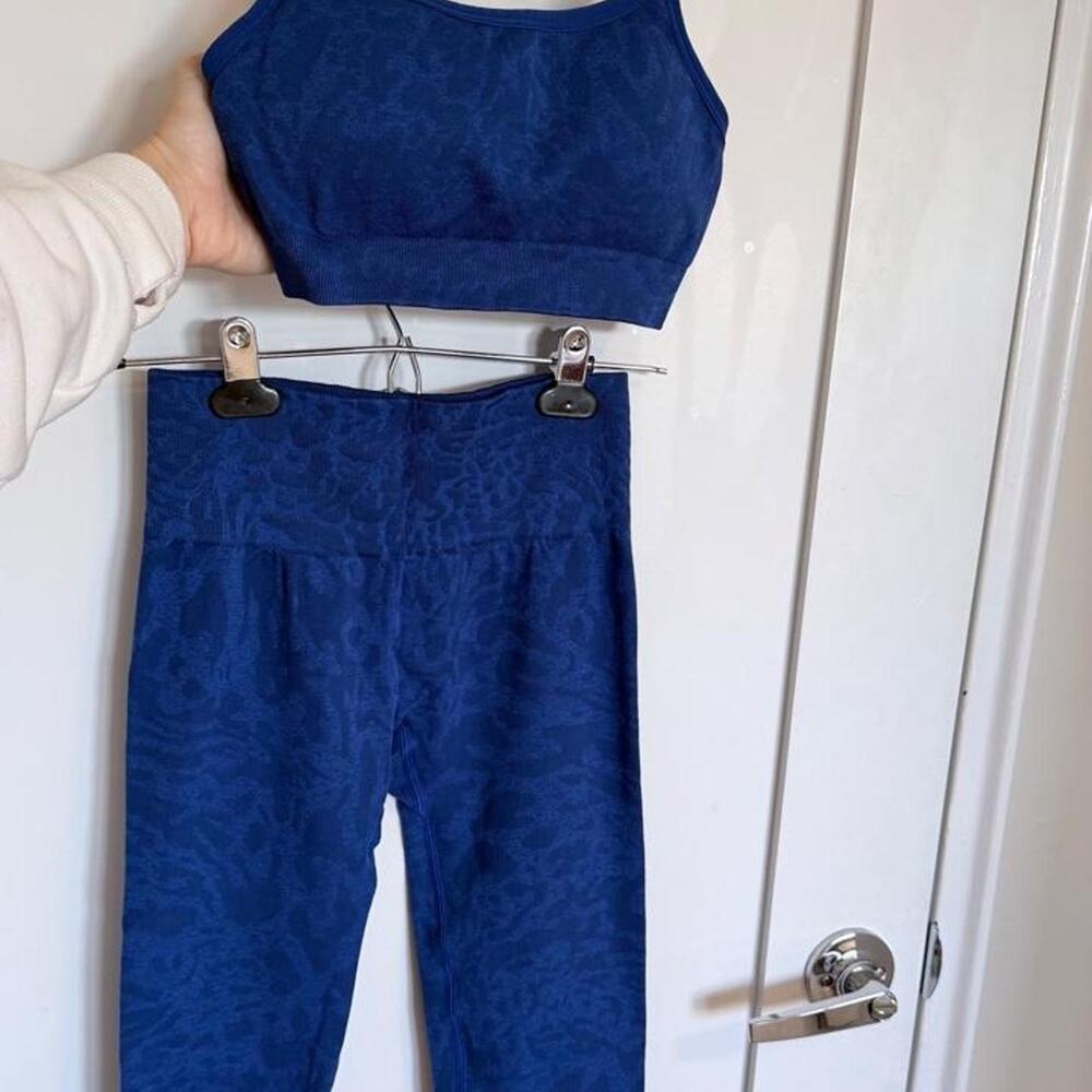 Aoxjox Camo Seamless Leggings and Bra Set